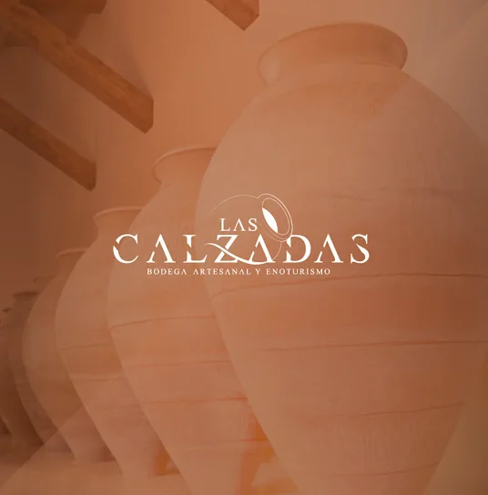 Bodega Asador Las Calzadas. Enoturismo - Vinos Tinácula — Bodega in Pozoamargo