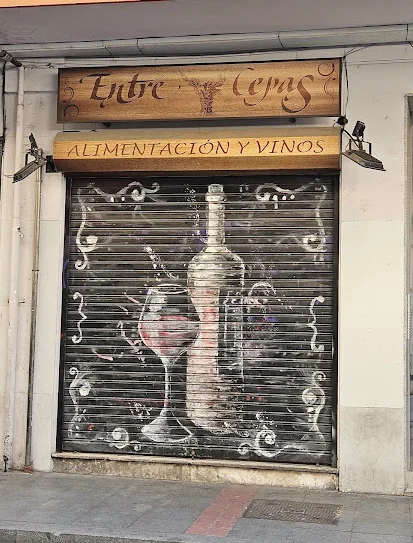 Entrecepas — Tienda de vinos in Valladolid