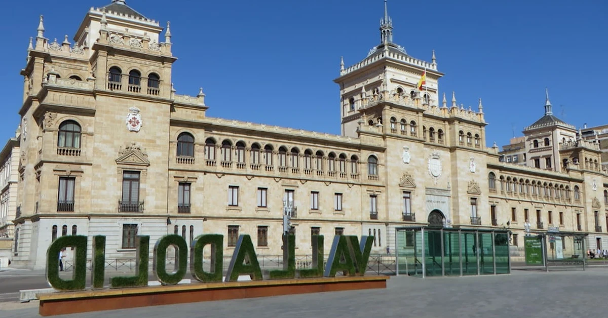 Plan car-free winery tours and tastings from Valladolid